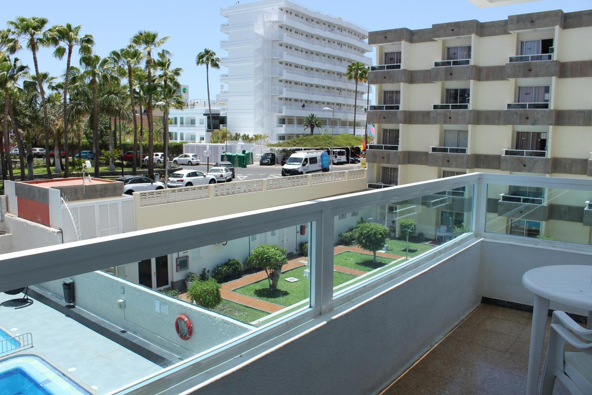 Fayna Aparthotel 2*